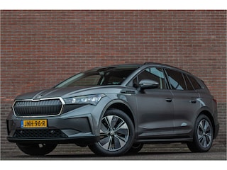 Skoda Enyaq 60 Clever, Adaptive Cruise, Stoel & Stuurverwarming, Keyless, Navigatie, Camera, Carplay, Sfeerverlichting.