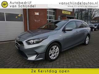 Kia Ceed Sportswagon 1.5 T-GDi DynamicLine 160PK CAMERA - STOELVERWARMING - STUURVERWARMING - APPLE CARPLAY - ANDROID - PRIVACYGLAS - CRUISE - CLIMA - RIJSTROOKSENSOR