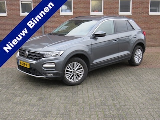 Volkswagen T-Roc 1.0 TSI 110Pk Style * Rijklaarprijs incl. garantie * Navi * Carplay Android * Adaptieve Cruise * Parkeersensoren V+A *
