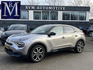 Citroën C4 Shine 50 kWh SOH 98% 3-FASE LADER | VAN: €19.900 VOOR: €17.877- UW EINDEJAARSVOORDEEL: €2.023| stuur + stoel verwarming | trekhaak | head-up display | Camera | keyles start & go | dodehoek | Rijklaar geleverd met 12 maanden BOVAG-garantie