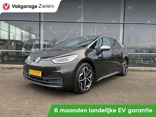 Volkswagen ID.3 First Plus 58 kWh Trekhaak Camera SOH 88%.