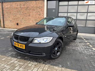 BMW 318i Business Line | Goed rijdend | Luxe uitstraling | Carplay