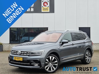 Volkswagen Tiguan 1.5 TSI Highline R-Line 7p. PANO TREKHAAK ADAPTIVE