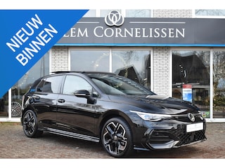 Volkswagen Golf 1.5 eTSI R-Line Edition Pano Camera LED Stoelverwa