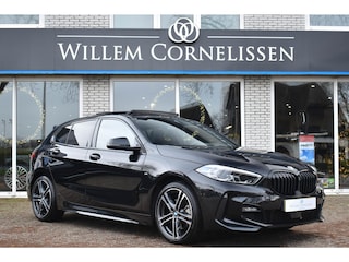 BMW 118i M-Sport Pano Leder Trakhaak Camera HiFi