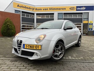 Alfa Romeo Mito 0.9 TwinAir Esclusivo | Nieuwe distributieketting | Zwart lederen bekleding |