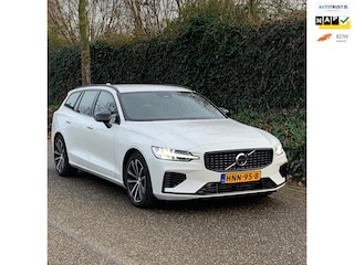 Volvo V60 2.0 T6 Plug-in hybrid AWD Plus Dark 388PK KRISTAL Full Optie! NIEUW STAAT Fabrieksgarantie