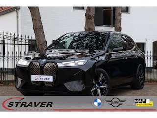 BMW iX xDrive40 Sport Edition 77 kWh |Head-up |Velours/Alcantara