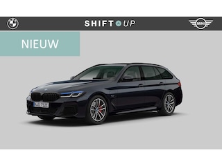 BMW 5-serie Touring 530e M-Sport | Panoramadak | CoPilot | Head Up | Laser