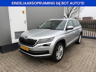 Skoda Kodiaq 1.5 TSI Limited Business Edition / 7 PERSOONS / AUTOMAAT / NAVIGATIE / NL-AUTO / CRUISE CONTROL / HALF LEDER / CAMERA