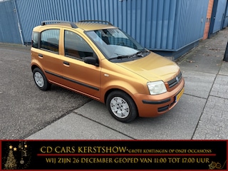 Fiat Panda 1.2 Edizione Cool Inruilauto’s tegen vaste prijzen. Voor meer info: 0638140850 Bij de verkoop van gebruikte voertuigen door CD-Cars wordt geen standaard garantie verstrekt. De koper aanvaardt het voertuig in de staat waarin het zich bevindt op het moment van aankoop