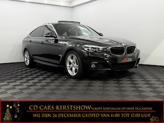 BMW 3-serie GT 320i GT Centennial High Executive Leder, Pano, Navi, Parkeersensoren, Keyless start, Cruise control, Elektrische achterklep