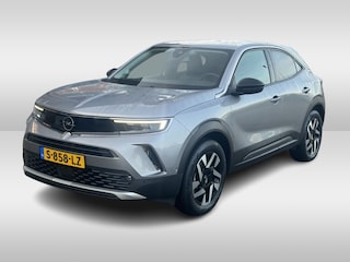 Opel Mokka Electric Level 3 50 kWh / Camera / CarPlay / Keyless / LED Koplampen / 17'' / Navigatie / Stuur+Stoelverwarming / DAB / Dodehoek / Cruise Control / Warmtepomp