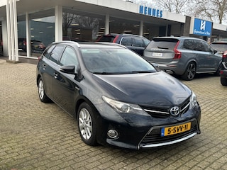 Toyota Auris Touring Sports 1.8 Hybrid Lease+ Pano Xenon Stoelverwarming