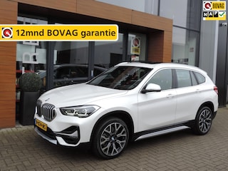 BMW X1 SDrive20i VDL Nedcar Edition 59.000km | Panoramadak | HarmanKardon | Camera | Elektr.klep | Headup | Leer | LED kopl | 19''