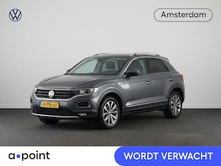 Volkswagen T-Roc 1.5 TSI Style Business 150PK DSG | Navigatie | Parkeercamera | Automatische airco | 17 inch Lm velgen |