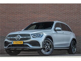 Mercedes-Benz GLC 300 4MATIC AMG Line, Panoramadak, Carplay, Stoelverwarming, Keyless, Trekhaak, Leder, Camera, Full LED.