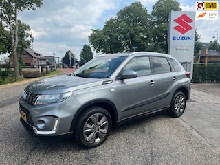 Suzuki Vitara 1.4 Boosterjet Select Smart Hybrid // 1500 kilo trekgewicht // Snel te rijden // Rijklaar prijs