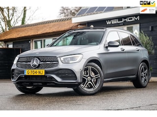 Mercedes-Benz GLC 200 AMG Line I Panodak I Sfeerverlichting I Adaptive Cruise I NL-Auto I NAP I Designo Selenitgrau Magno