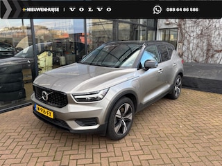 Volvo XC40 1.5 T4 Recharge R-Design | Trekhaak | Panoramadak | Camera | Adaptieve Cruise | Zwarte Hemel | Getint Glas | Stoel/Stuurverwarming | Keyless |