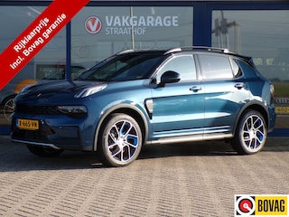 Lynk & Co 01 1.5, Full LED / Elektr. Schuifdak / Camera 360 + Sensoren / Carplay + Android Auto / 20' LMV