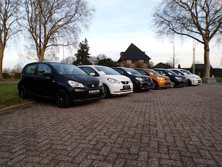 Volkswagen Up 1.0 high up Lees tekst! 10 X OP VOORRAAD!