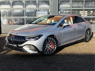 Mercedes-Benz EQE AMG 53 4-Matic+ 90 kWh | Achterasbesturing | Distronic | Elek. verstelbare voorstoelen met geheugen | AMG Driver's pakket | Stoelventilatie en verwarming voor | Head-up display | Luchtvering | Burmester 3D-Surround
