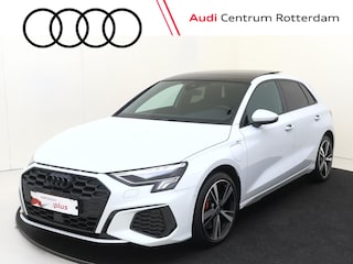 Audi A3 Sportback 45 TFSI e S edition Competition | Panoramadak | Parkeerassistent | Audi virtual cockpit | Cruise control | Full LED koplampen | Stoelverwarming | CarPlay |