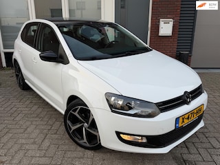 Volkswagen Polo 1.4-16V Highline / Black Edition / Carplay / LM / 5DRS