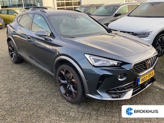 Cupra Formentor 1.4 e-Hybrid VZ Performance 245pk | Dodehoekdetectie | 360 Camera | Navigatie | Adaptief cruise control | Park assist | Keyless | Full led koplampen | 19"LMV