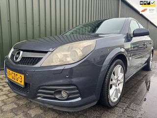 Opel Vectra GTS 2.2-16V Temptation Excellence Automaat