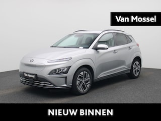Hyundai Kona Sky 64kWh | Apple Carplay/ Android Auto | Climate Control | Achteruitrijcamera | Cruise Control | Stoelverwarming | Lichtmetalen Velgen |