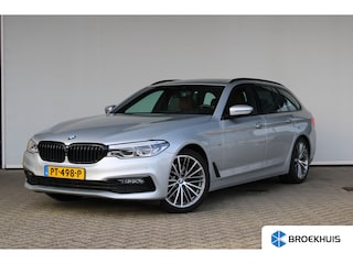 BMW 5-serie Touring 520i High Executive | Panoramadak | Head-up display | Lederen bekleding | Elektr. verstelb. stoelen |  Koplampen adaptief |