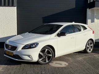 Volvo V40 T2 R-Design Summum | 2016 | 122 pk | Half leder/Alcantara | Wit