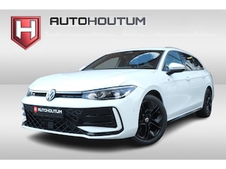 Volkswagen Passat Variant 2.0 TDI R-Line Business Panoramadak, Trekhaak, Lederen s