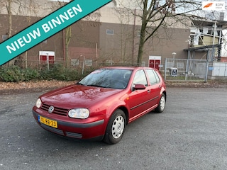 Volkswagen Golf 1.6 NETTE AUTO RIJDT EN SCHAKELT TOP