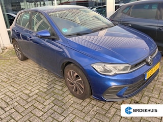 Volkswagen Polo 1.0 TSI Life 96pk DSG/AUTO | Trekhaak | Adaptief cruise control | Navigatie via app connect | Parkeersensoren v+a | Led koplampen | Inklapbare spiegels | 15"LMV