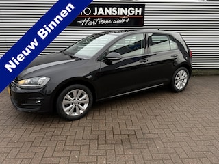 Volkswagen Golf 1.2 TSI Connected Series met 105.236km!! | PDC V+A | Airco | LM Velgen | Bluetooth | Xenon | Cruise | RIJKLAARPRIJS INCL 12 MAANDEN GARANTIE EN BEURT
