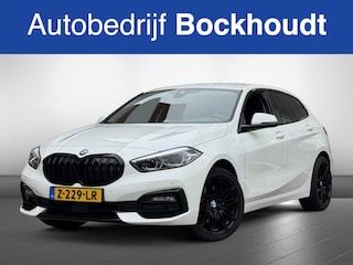 BMW 118 Sportline Ed | Navi | Apple Carplay | Stoelverwarming