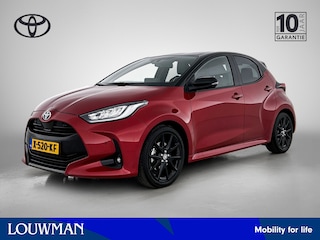 Toyota Yaris 1.5 Hybrid Executive | Parkeersensoren | Navigatie |