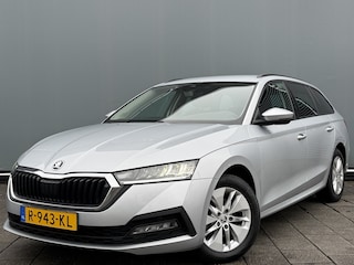 Skoda Octavia Combi BWJ 2022 | 1.0TSI 111PK Business Ed | CLIMA | NAVI | PDC | PRIVACY GLASS | CARPLAY | CRUISE | VIRTUAL COCKPIT