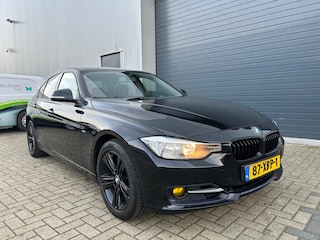 BMW 320i Executive SPORT AUT NAVI NAP 2012