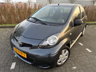 Toyota Aygo 1.0-12V Cool*AIRCO*APK*NAP*ZUINGE AUTO