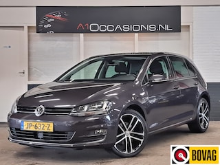 Volkswagen Golf 1.4 TSI Business Edition R Connected + PANODAK !!