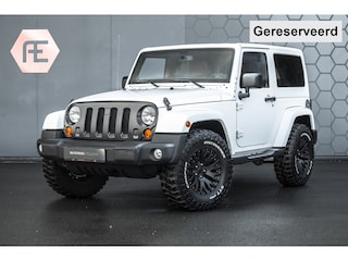 Jeep Wrangler Unlimited 3.6 Arctic |CHELSEA TRUCK | CAMERA | STOELVERWARMING | CABRIOLET | KAHN UITGEVOERD | SPORTUITLAAT | FULL LEDER | BLUETOOTH |