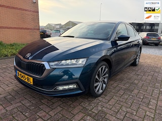 Skoda Octavia 1.0 TSI Business Edition Plus /CARPLAY/18''LMV/ACC/NAVI/AMBIENT LIGHT