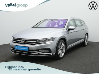 Volkswagen Passat Variant 1.5 TSI 150 pk DSG Elegance | Trekhaak | Head-up display | Leder/alcantara | Achteruitrijcamera