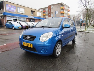 Kia Picanto 1.0I X-pect 101.164 km nap