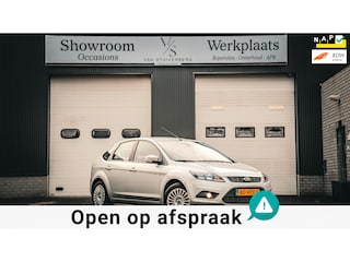 Ford Focus 1.6 Titanium Bluetooth PDC Cruise Trekhaak
