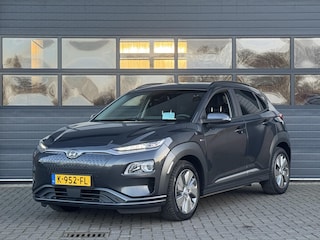 Hyundai Kona EV FASHION 64 KWH I 3 FASE I 99% SOH I APPLE CARPLAY I P-CAMERA
